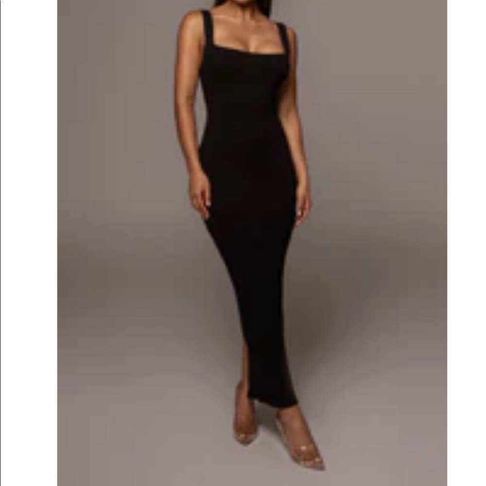 BLACK SIREN SWEATER DRESS - XL never worn